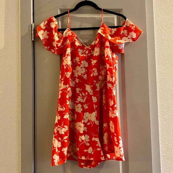 J.O.A. Revolve Los Angeles Romper Size M (but fits like a S) - Picture 1 of 6